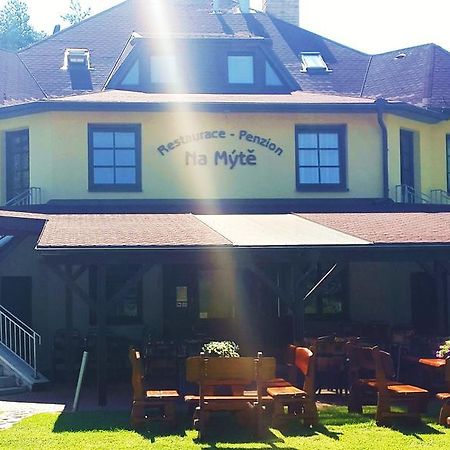 Penzion - Restaurace Na Mýtě Sezimovo Usti Exterior foto