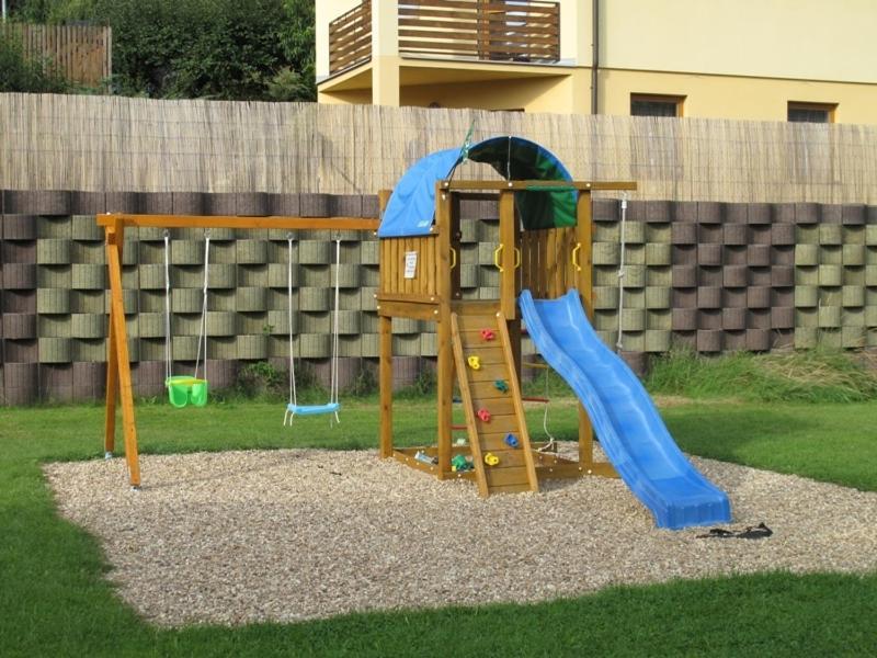 Penzion - Restaurace Na Mýtě Sezimovo Usti Exterior foto